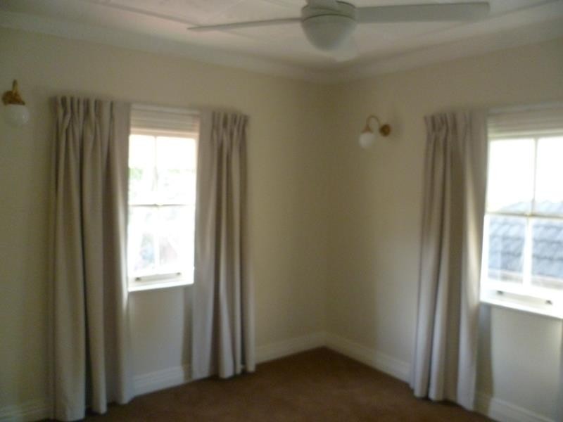 34 Robert Street, Spring Hill QLD 4000