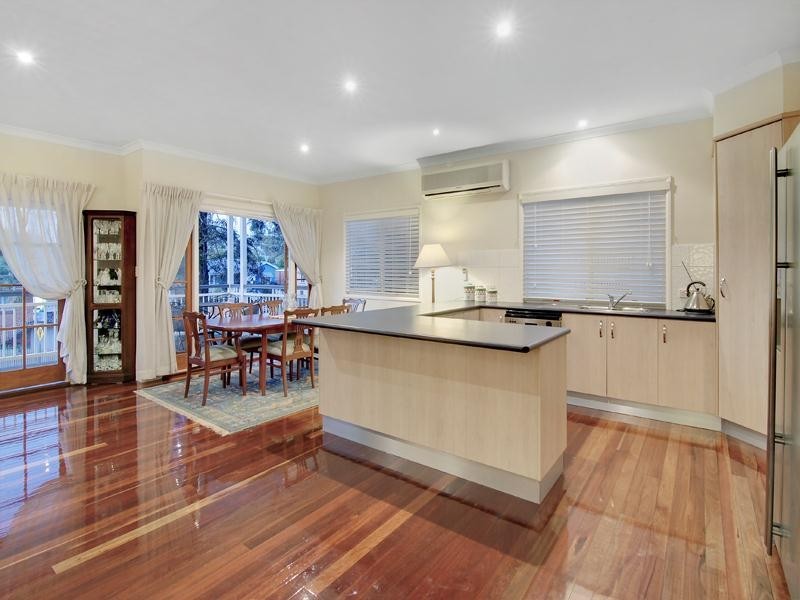 3 Rawson Street, Wooloowin QLD 4030