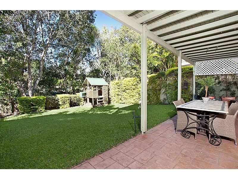 14 Acton Street, Ashgrove QLD 4060