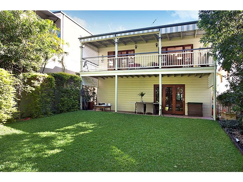 14 Acton Street, Ashgrove QLD 4060