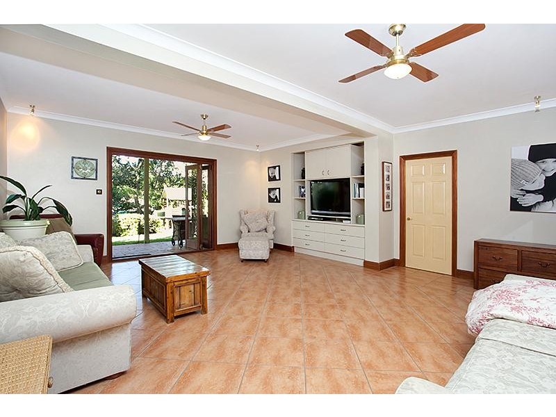 14 Acton Street, Ashgrove QLD 4060