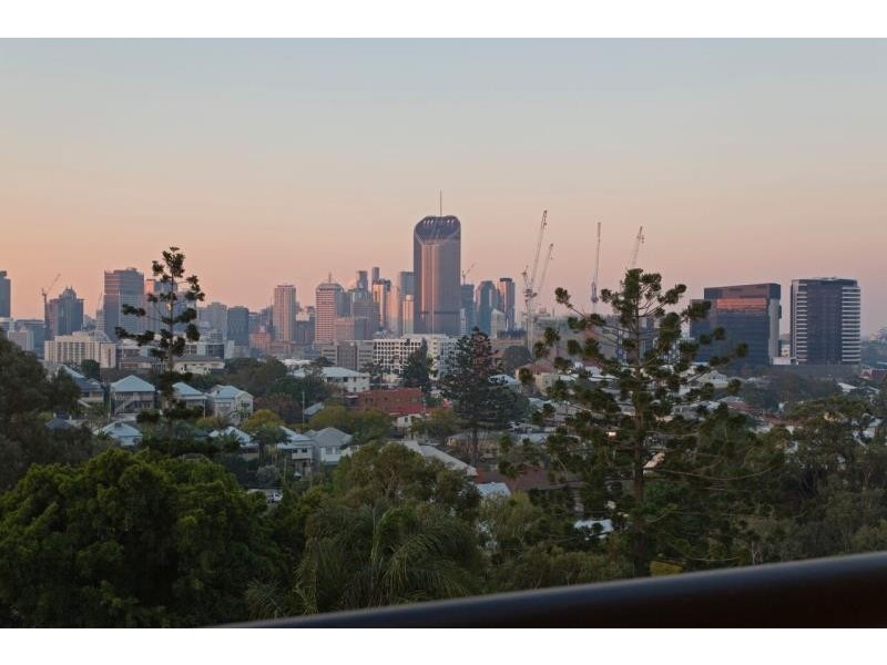 6J/182 Dornoch Terrace, Highgate Hill QLD 4101