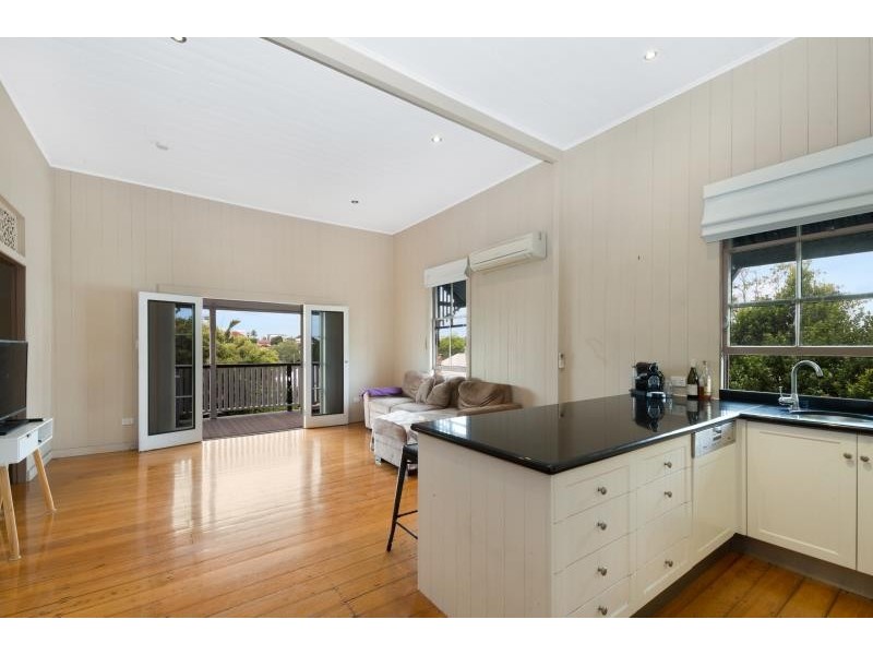 8 Westbury Street, Red Hill QLD 4059