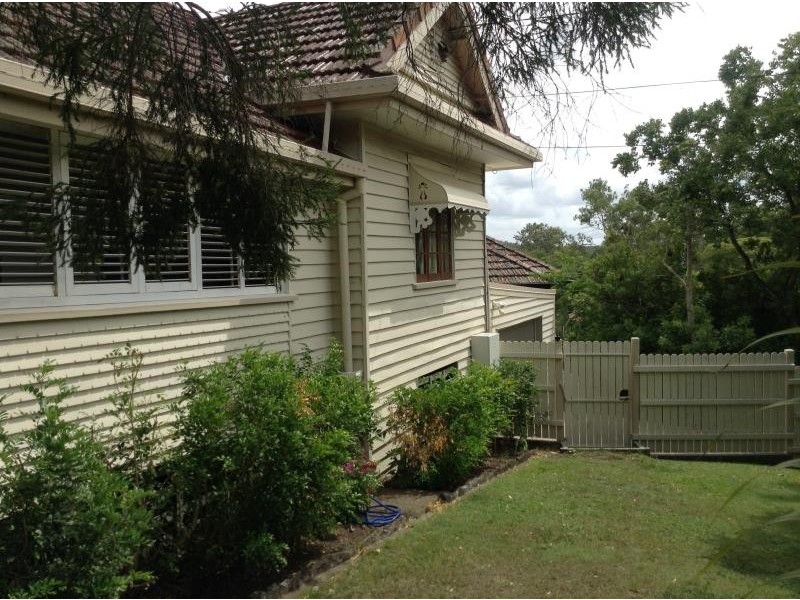 40 Atthow Avenue, Ashgrove QLD 4060