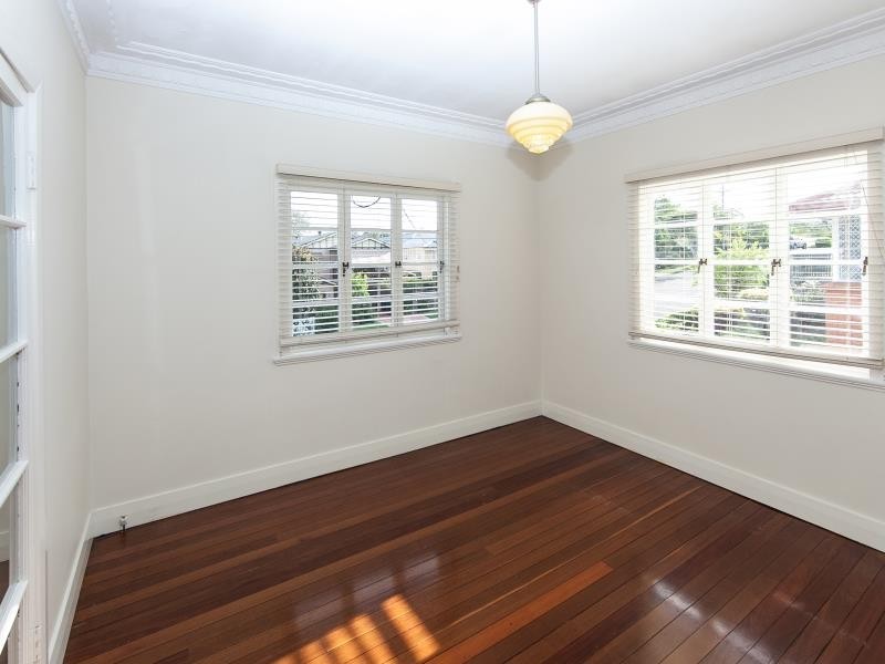 53 Beatrice Street, Bardon QLD 4065