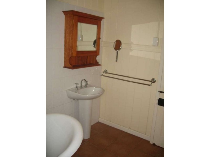 11 Agnes Street, Auchenflower QLD 4066