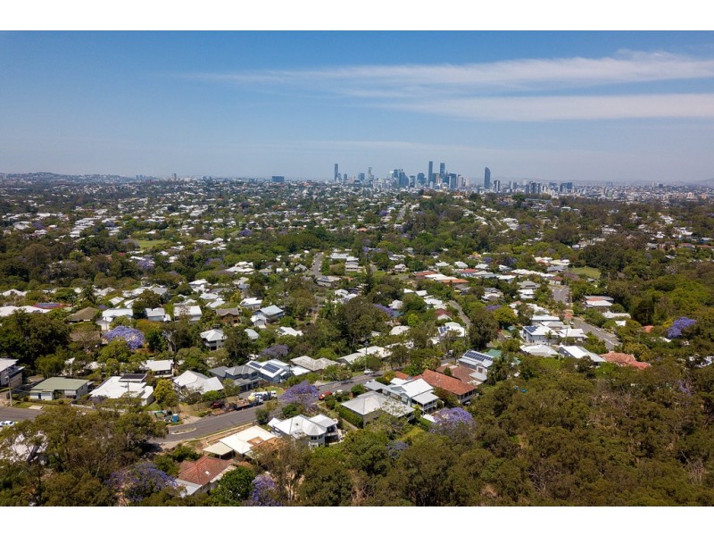 75 Davies Road, Ashgrove QLD 4060