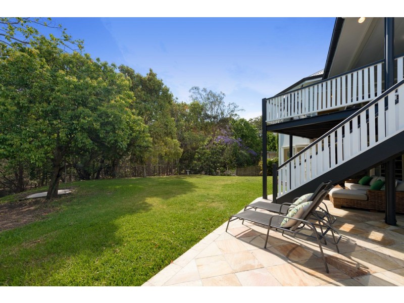 75 Davies Road, Ashgrove QLD 4060