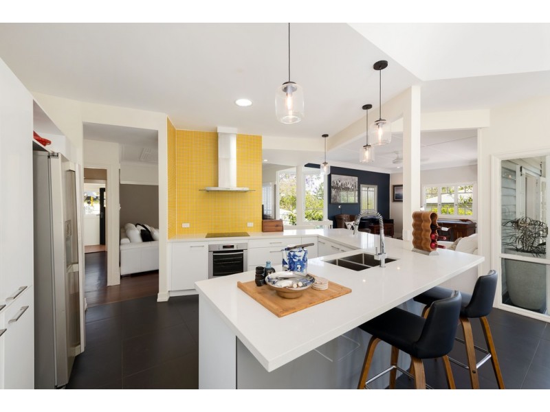 75 Davies Road, Ashgrove QLD 4060