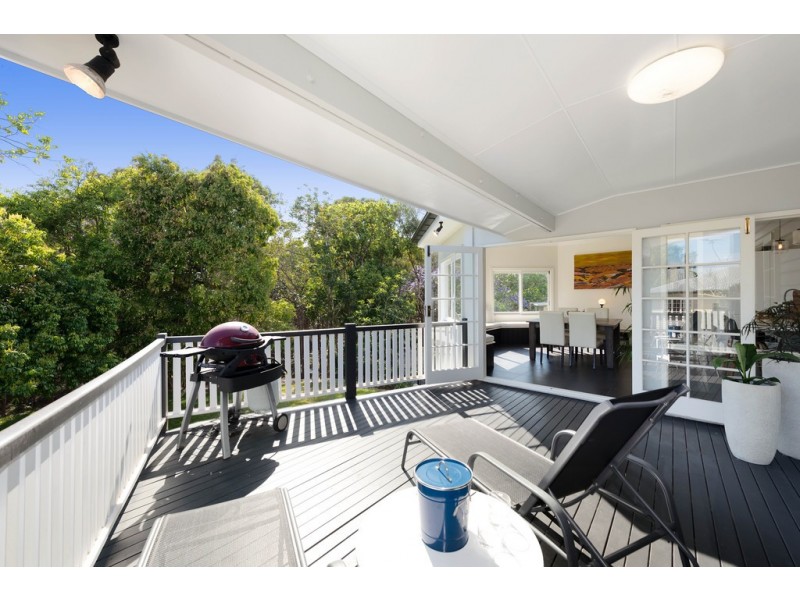 75 Davies Road, Ashgrove QLD 4060