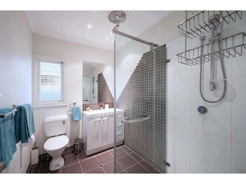 24 Eton Street, Toowong QLD 4066