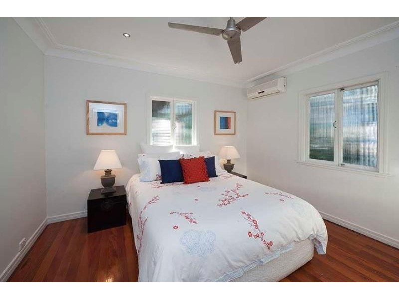 24 Eton Street, Toowong QLD 4066