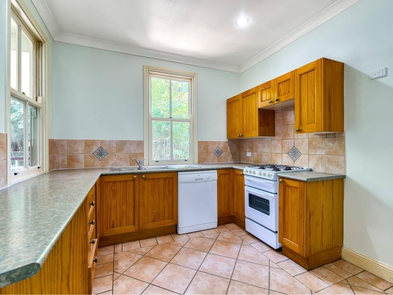 22 Kent Street, Red Hill QLD 4059