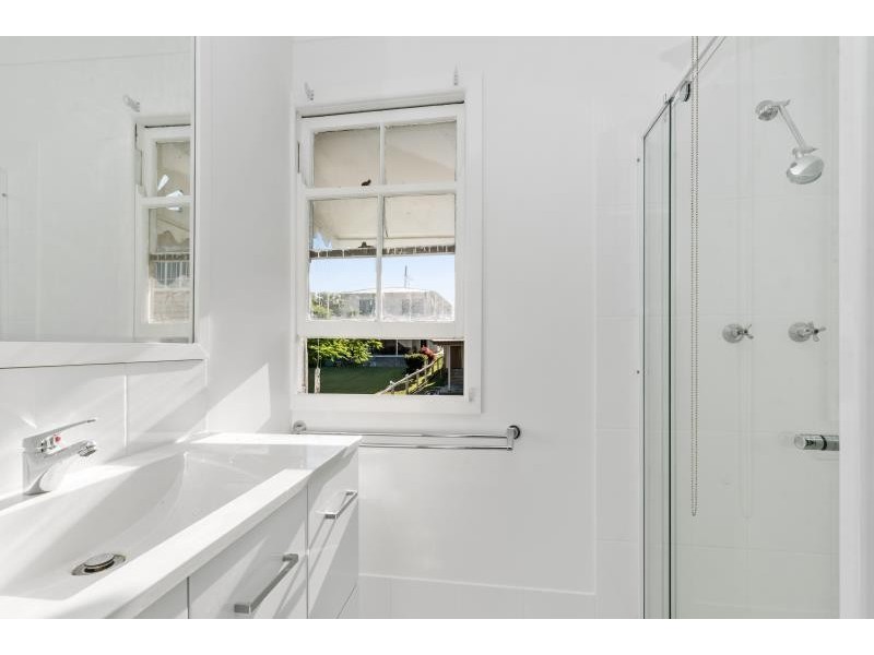 15 Moffat Street, Paddington QLD 4064