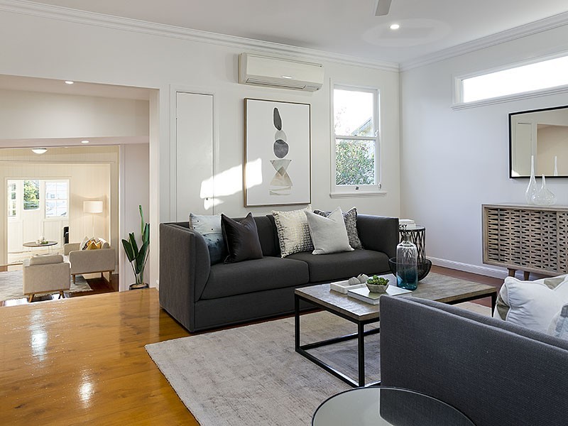 24 Smith Street, Holland Park QLD 4121