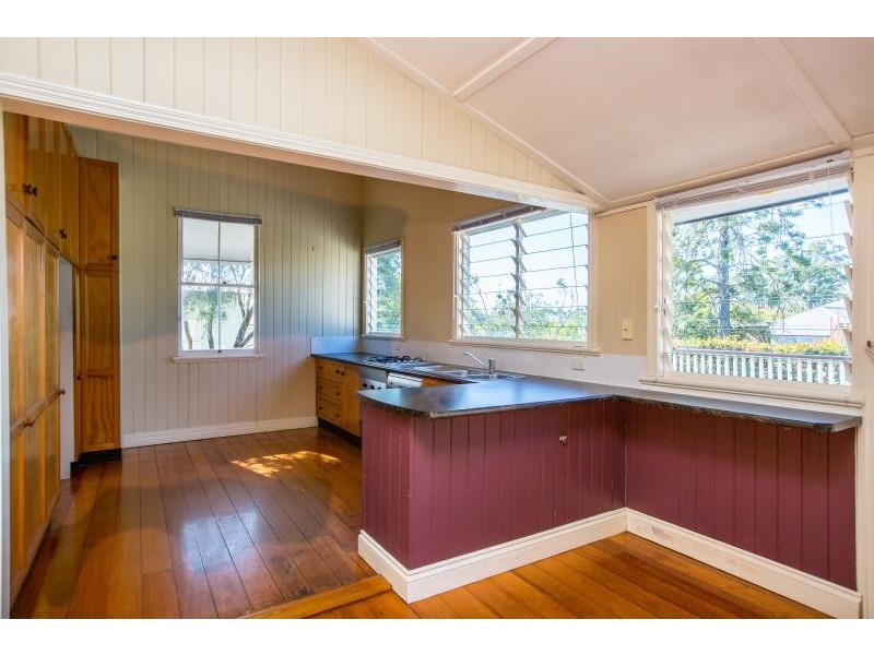 15 Kenwyn Road, Red Hill QLD 4059