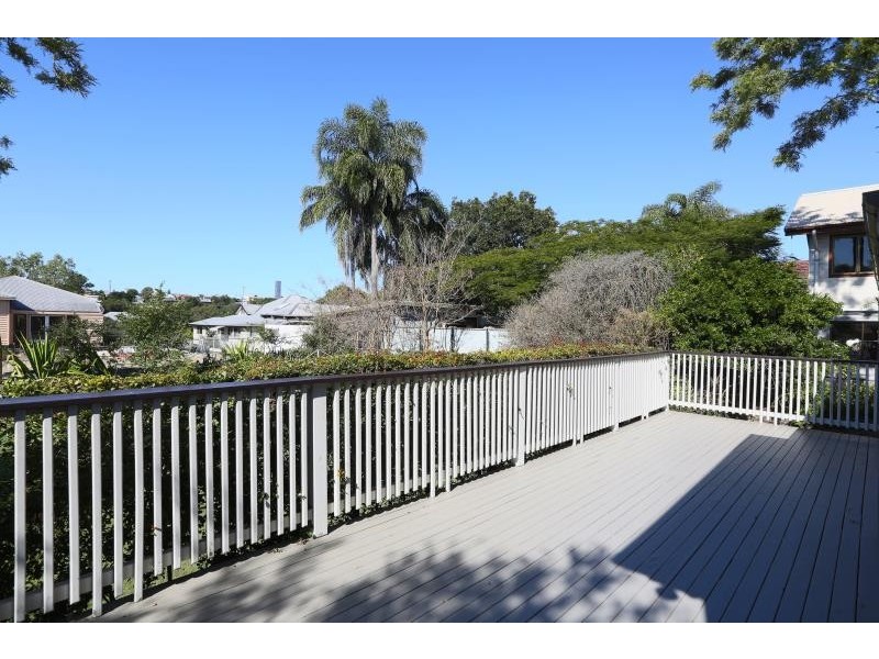 15 Kenwyn Road, Red Hill QLD 4059