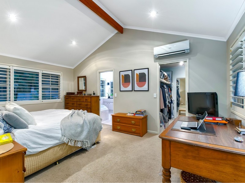 54 Tilquin Street, The Gap QLD 4061