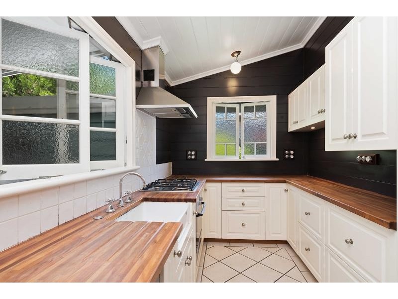 16 Drynan Street, Paddington QLD 4064