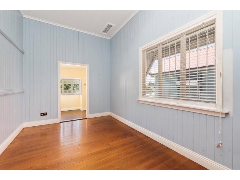 16 Drynan Street, Paddington QLD 4064