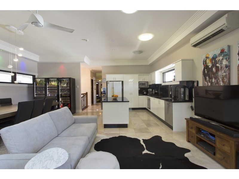 12 Dacre Street, Toowong QLD 4066