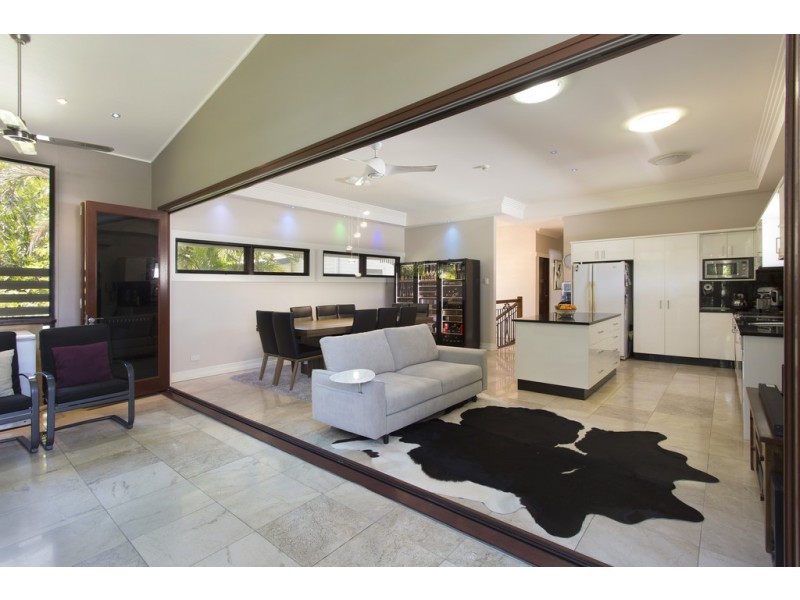 12 Dacre Street, Toowong QLD 4066