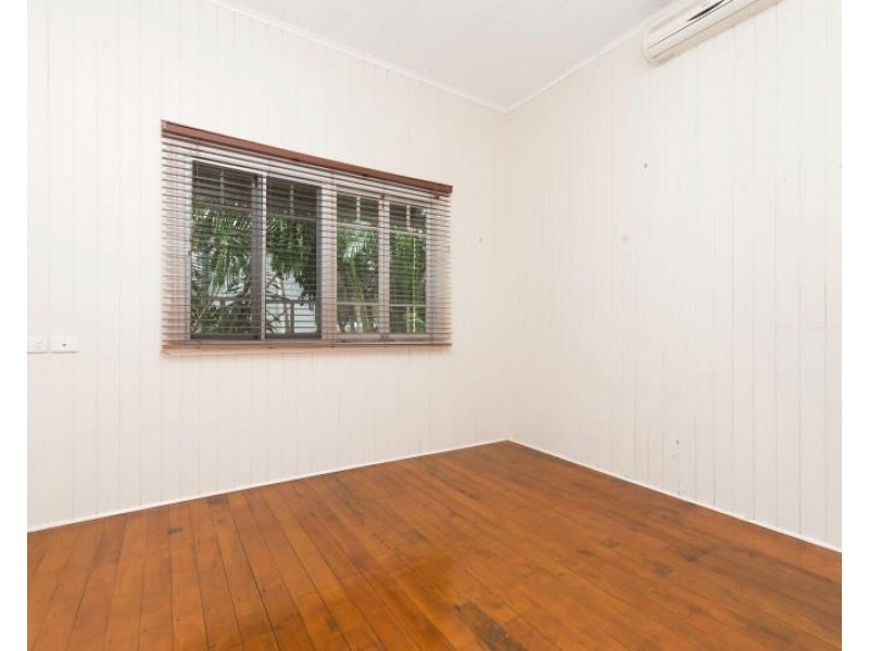 62 Davidson Street, Newmarket QLD 4051