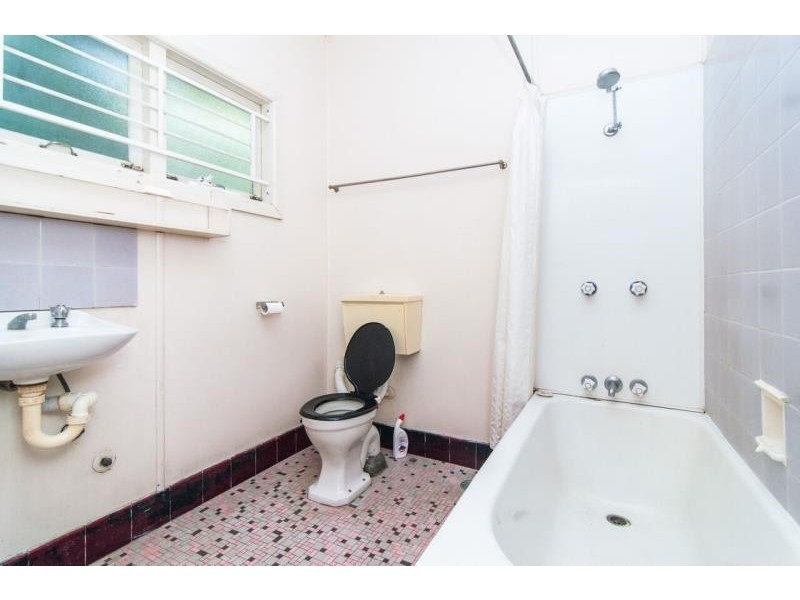 1/203 Wynnum Road, Norman Park QLD 4170