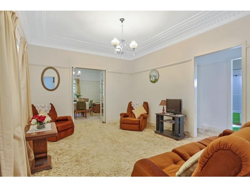 34 Chiswick Road, Bardon QLD 4065