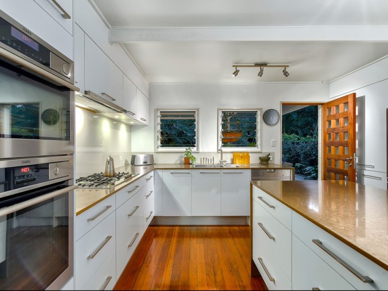 33 Cooinda Street, The Gap QLD 4061