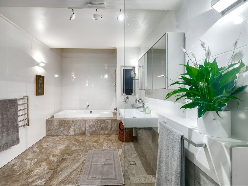 33 Cooinda Street, The Gap QLD 4061