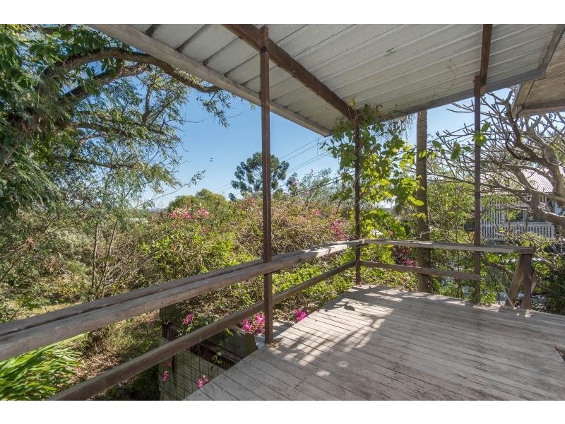 90 Windsor, Red Hill QLD 4059