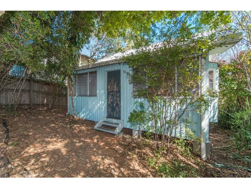 90 Windsor, Red Hill QLD 4059
