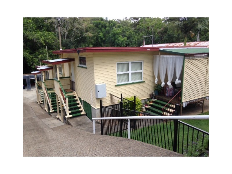 3 Burnham Road, Bardon QLD 4065