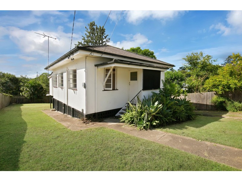 9 Philomene Drive, Ashgrove QLD 4060