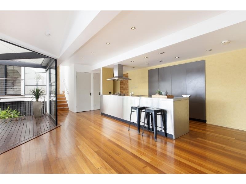 16 Westbury Street, Red Hill QLD 4059