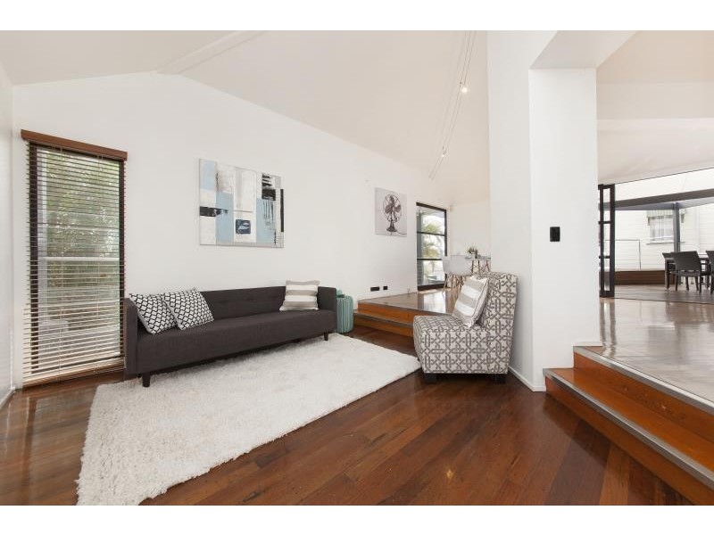 16 Westbury Street, Red Hill QLD 4059