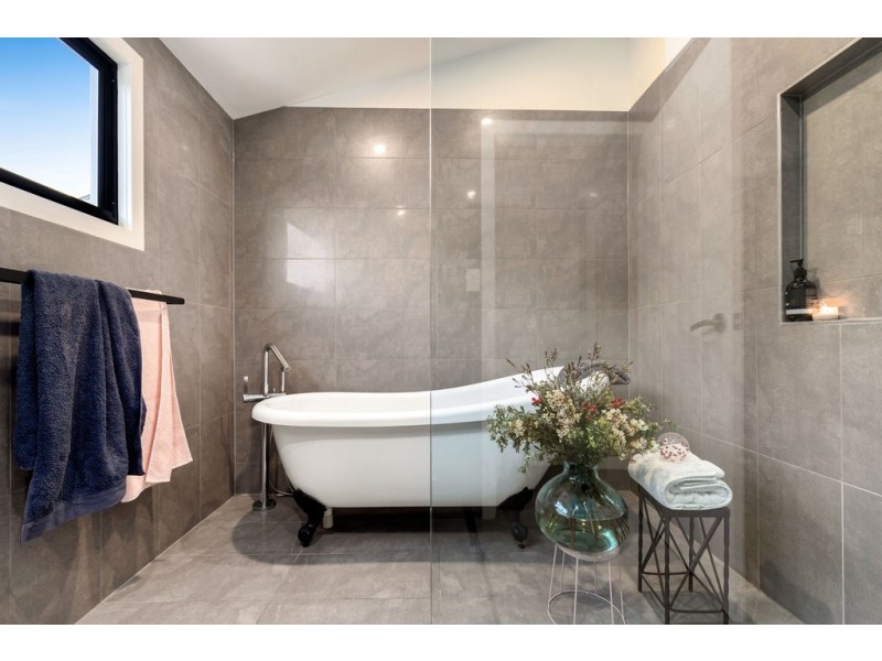 40 Orchard Street, Toowong QLD 4066