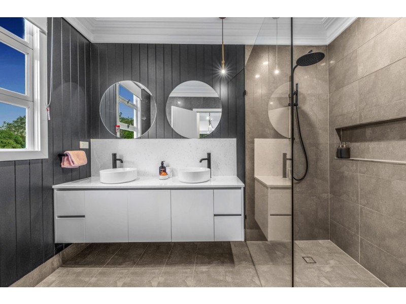 40 Orchard Street, Toowong QLD 4066