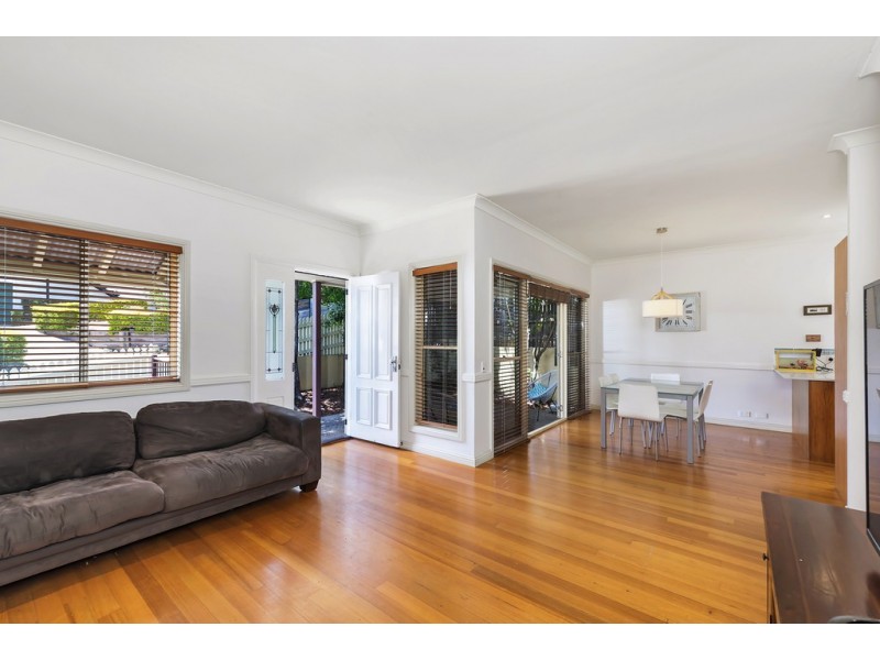 6 Harriet Street, Red Hill QLD 4059