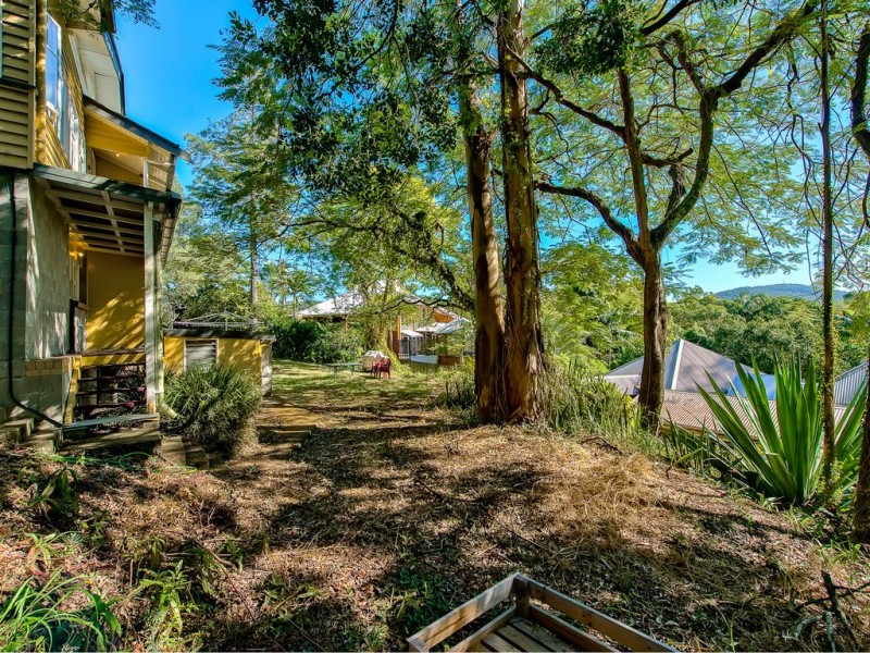 81 Simpsons Road, Bardon QLD 4065