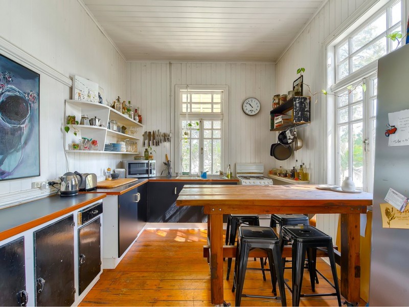 81 Simpsons Road, Bardon QLD 4065