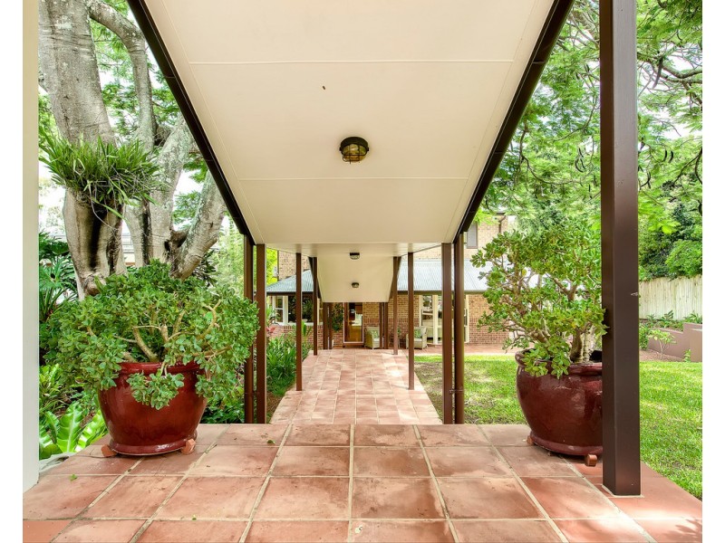 195 Laurel Avenue, Chelmer QLD 4068