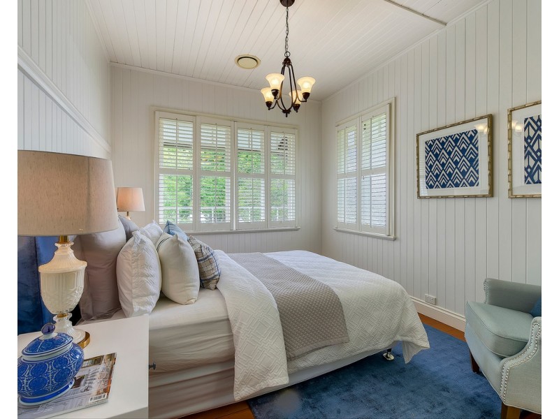 195 Laurel Avenue, Chelmer QLD 4068