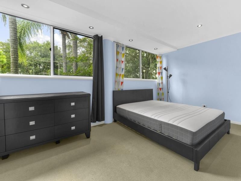 19 Dover Street, Red Hill QLD 4059