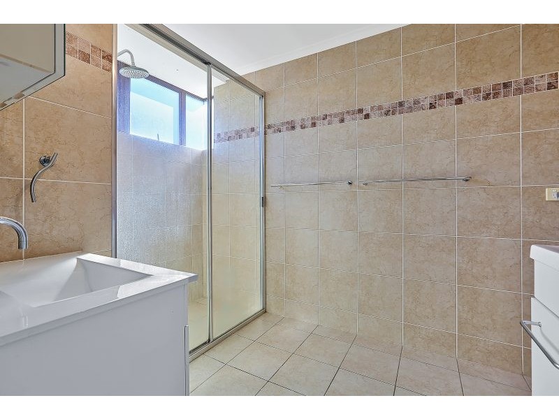 8/11 Shottery Street, Yeronga QLD 4104