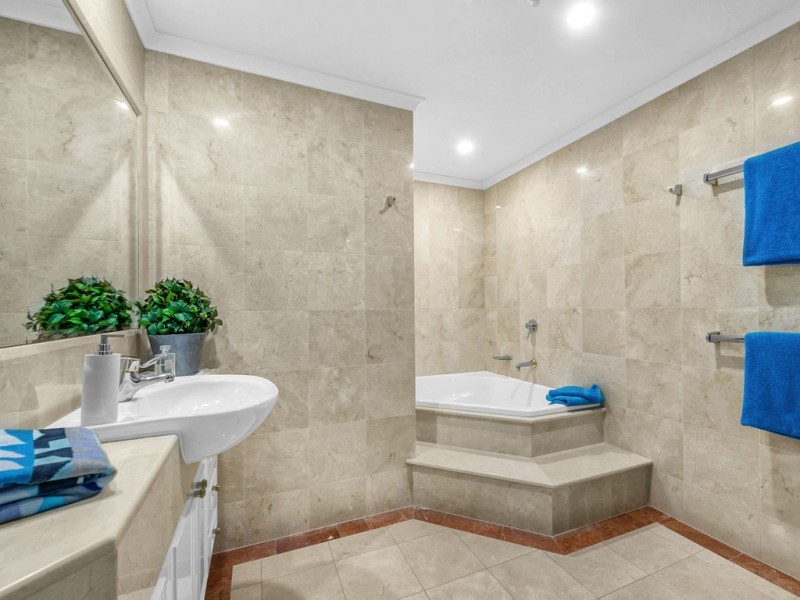 109/8 Goodwin Street, Kangaroo Point QLD 4169