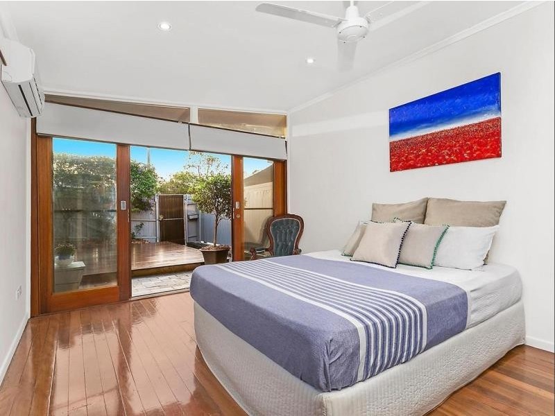 67 Taringa Parade, Indooroopilly QLD 4068