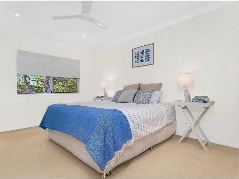 67 Taringa Parade, Indooroopilly QLD 4068