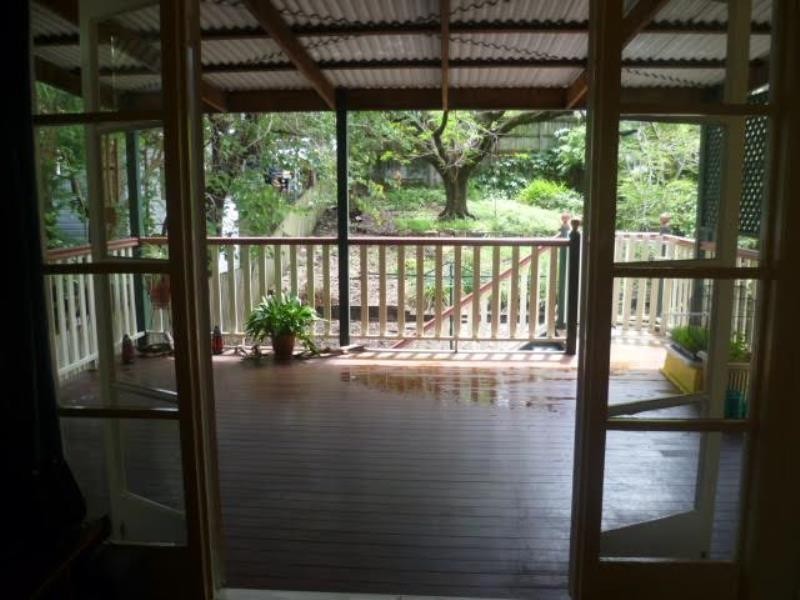 86 Cochrane St, Red Hill QLD 4059